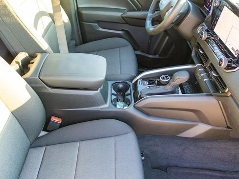New 2025 Chevrolet Colorado Trail Boss w/ Midnight Edition AWD/4WD image 14