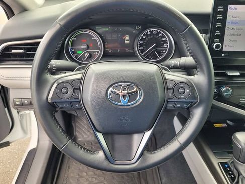 Used 2024 Toyota Camry XSE FWD image 18