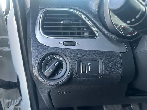 Used 2020 Dodge Journey Crossroad image 22