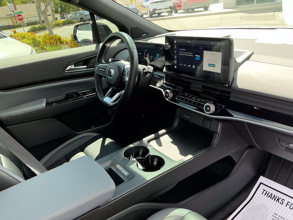 Used 2025 Honda Prologue Touring image 15