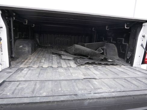 Used 2022 GMC Sierra 1500 AT4 AWD/4WD image 14