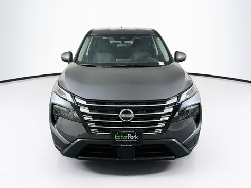 Used 2025 Nissan Rogue SV FWD image 2