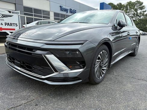 New 2026 Hyundai Sonata SEL FWD image 1