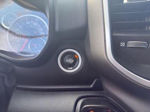 Used 2020 RAM 1500 Big Horn image 10