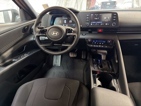 New 2026 Hyundai Elantra SEL Sport image 15