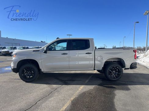 New 2026 Chevrolet Silverado 1500 Custom Trail Boss w/ LPO, Dark Essentials Package AWD/4WD image 2