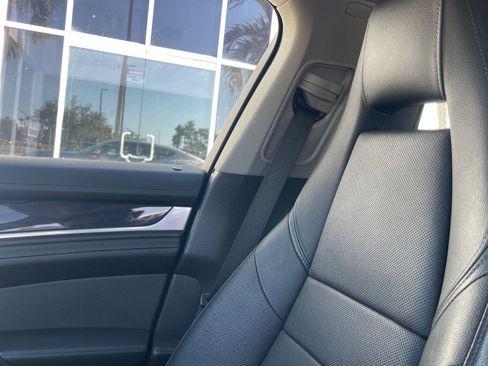 Used 2011 Porsche Panamera 4 image 19