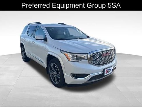 Certified 2019 GMC Acadia Denali w/ Technology Package image 4
