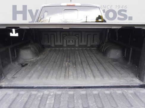 Used 2023 Ford Ranger Lariat w/ Tremor Off-Road Package image 9