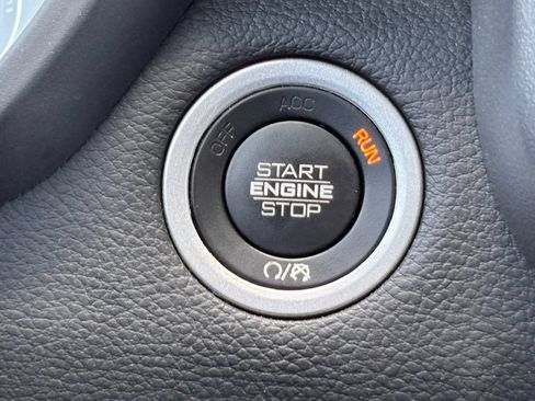 Used 2024 RAM 1500 Laramie RWD image 22