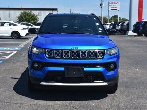 Used 2024 Jeep Compass Limited AWD/4WD image 2
