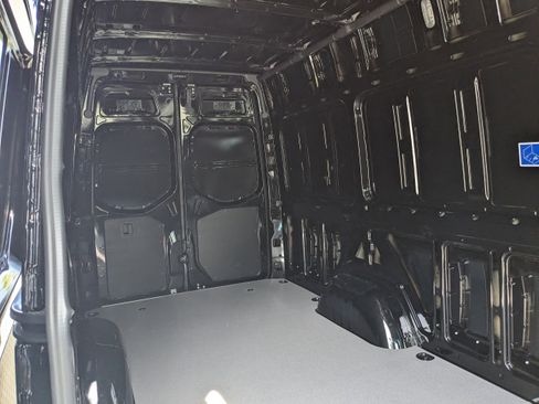 New 2025 Mercedes-Benz Sprinter 2500 image 14