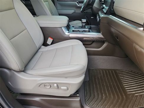 Used 2023 Chevrolet Silverado 1500 LTZ w/ LTZ Convenience Package II image 27