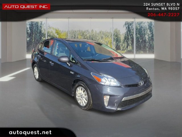 Used 2014 Toyota Prius Prime Plug-In Hybrid FWD image 3