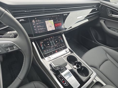 New 2026 Audi Q8 Premium Plus image 24