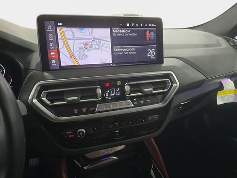 Used 2024 BMW X4 xDrive30i w/ Convenience Package AWD/4WD image 17