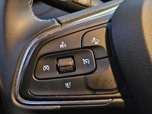 Used 2025 Buick Encore GX Preferred image 13