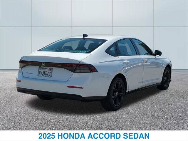 Certified 2025 Honda Accord SE image 7