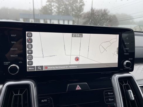 Certified 2023 Kia Sorento EX image 10