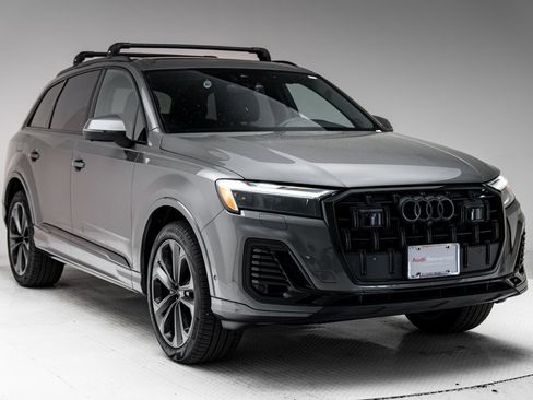Used 2025 Audi Q7 3.0T Premium Plus AWD/4WD image 33