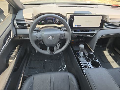 Used 2025 Toyota Camry XSE w/ Premium Package FWD image 15