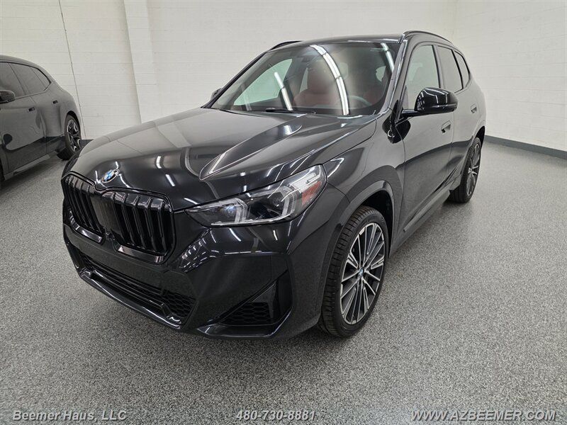 Used 2023 BMW X1 xDrive28i w/ Premium Package AWD/4WD image 2