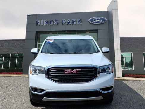 Used 2018 GMC Acadia SLE image 2