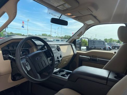 Used 2011 Ford F250 XLT w/ XLT Premium Pkg AWD/4WD image 20