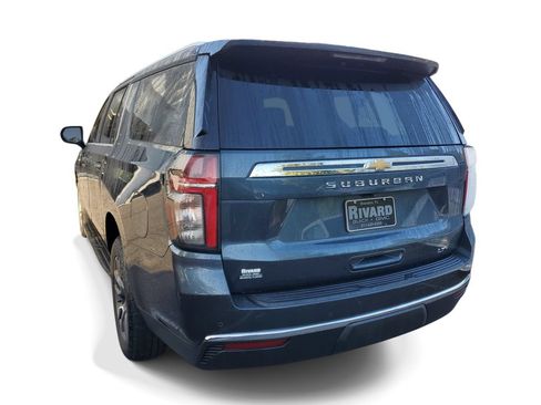 Used 2021 Chevrolet Suburban LT w/ Rear Media and Nav Package AWD/4WD image 3