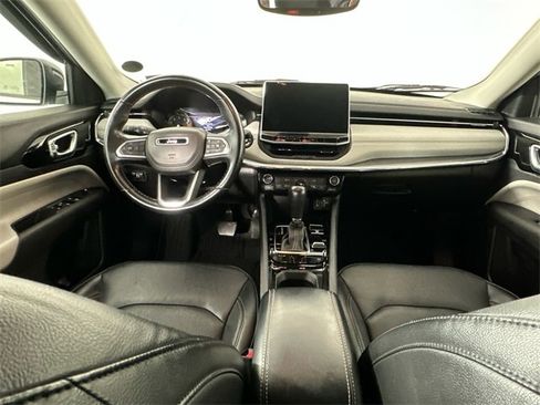 Certified 2022 Jeep Compass Limited image 16