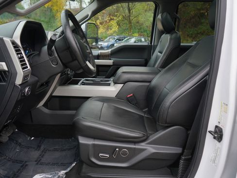 Used 2017 Ford F350 Lariat w/ Lariat Ultimate Package image 25