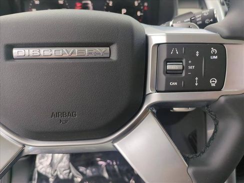 New 2026 Land Rover Discovery Dynamic SE AWD/4WD image 21