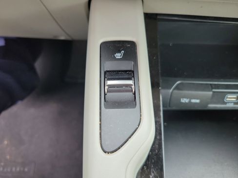 Used 2021 Kia Telluride S FWD image 13