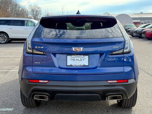 Used 2023 Cadillac XT4 Sport w/ Cold Weather Package image 5