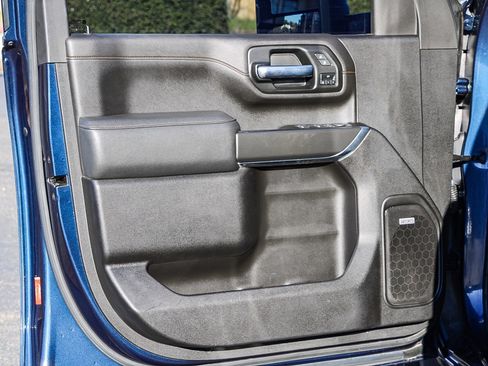 Used 2023 GMC Sierra 2500 AT4 w/ AT4 Premium Plus Package image 19