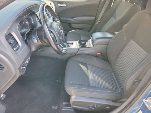 Used 2023 Dodge Charger SXT w/ Blacktop Package image 4
