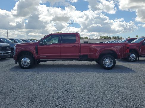 New 2026 Ford F450 Platinum w/ FX4 Off-Road Package image 8