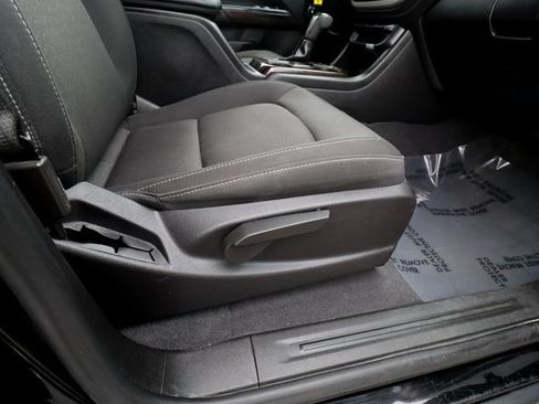 Used 2020 GMC Canyon SLE image 50