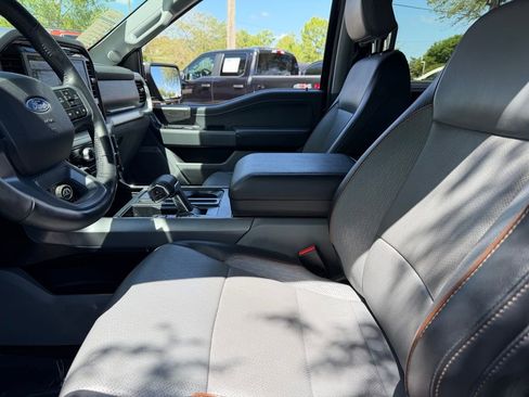 Used 2024 Ford F150 Lariat image 17