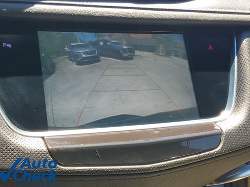 Used 2019 Cadillac XT5 FWD image 27