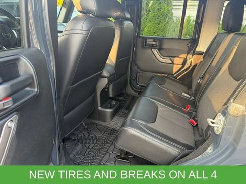 Used 2018 Jeep Wrangler Unlimited Sport AWD/4WD image 9
