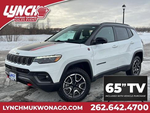 Used 2024 Jeep Compass Trailhawk w/ Trailhawk Elite Group image 1