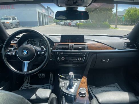Used 2017 BMW 430i xDrive Coupe w/ M Sport Package AWD/4WD image 19