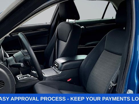 Used 2023 Chrysler 300 Touring w/ Sport Appearance Package RWD image 23