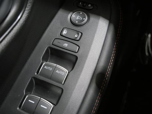 Used 2025 Honda HR-V Sport image 10