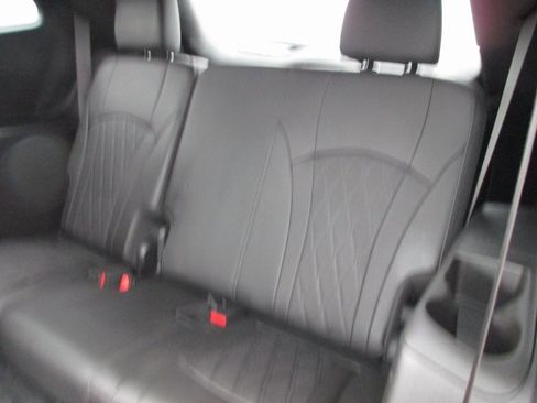 Certified 2023 Buick Enclave Avenir image 21