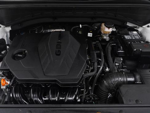 Used 2023 Kia Sorento LX image 27