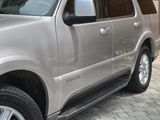 Used 2004 Lincoln Aviator Luxury image 4