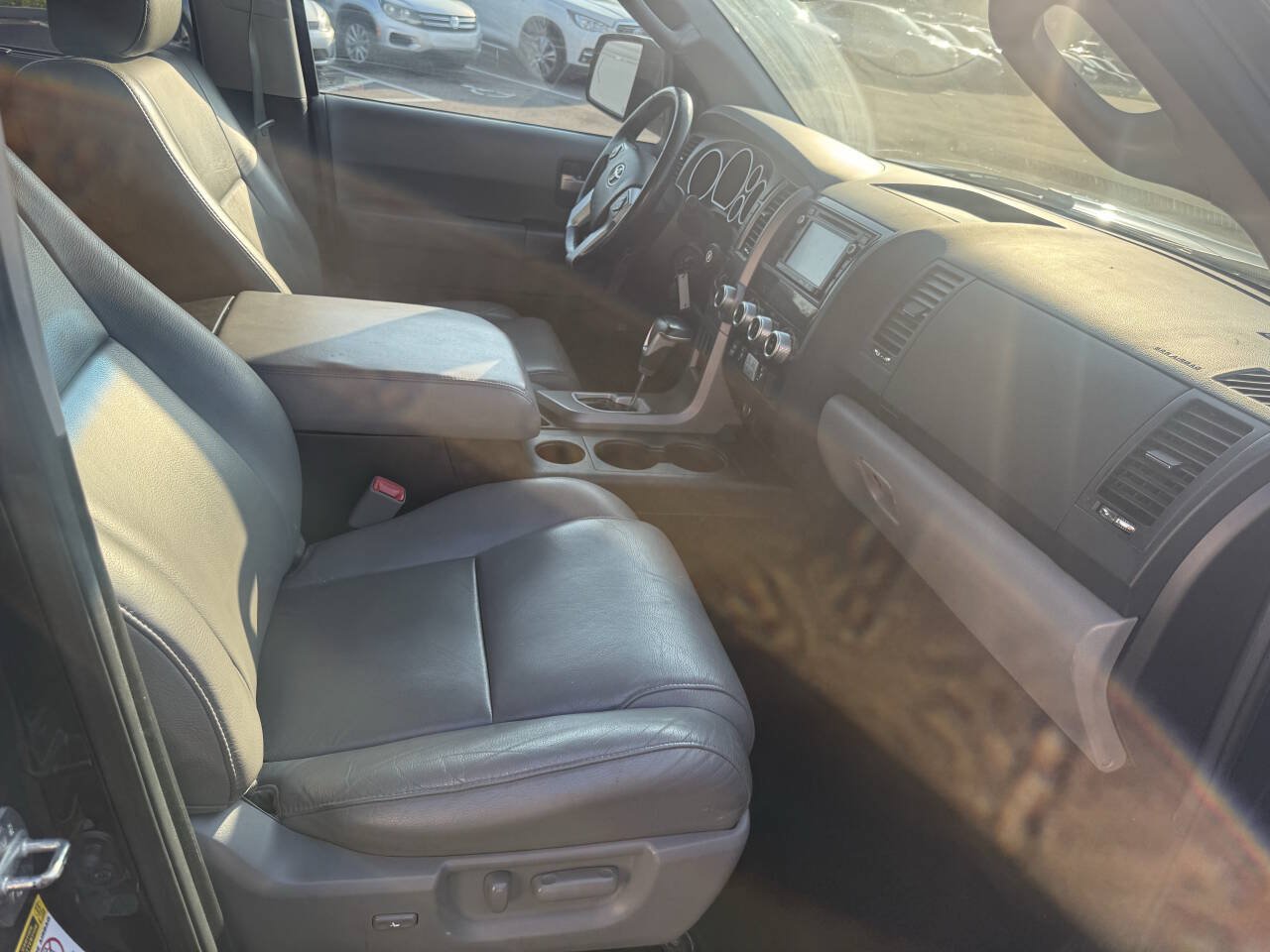 Used 2016 Toyota Sequoia Limited AWD/4WD image 15