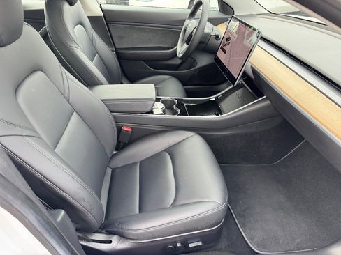 Used 2018 Tesla Model 3 Long Range image 18